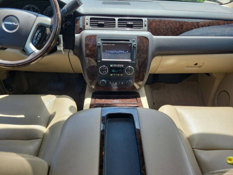 2012 GMC Yukon Denali