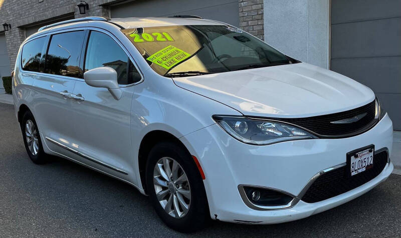 2018 Chrysler Pacifica Touring L Plus