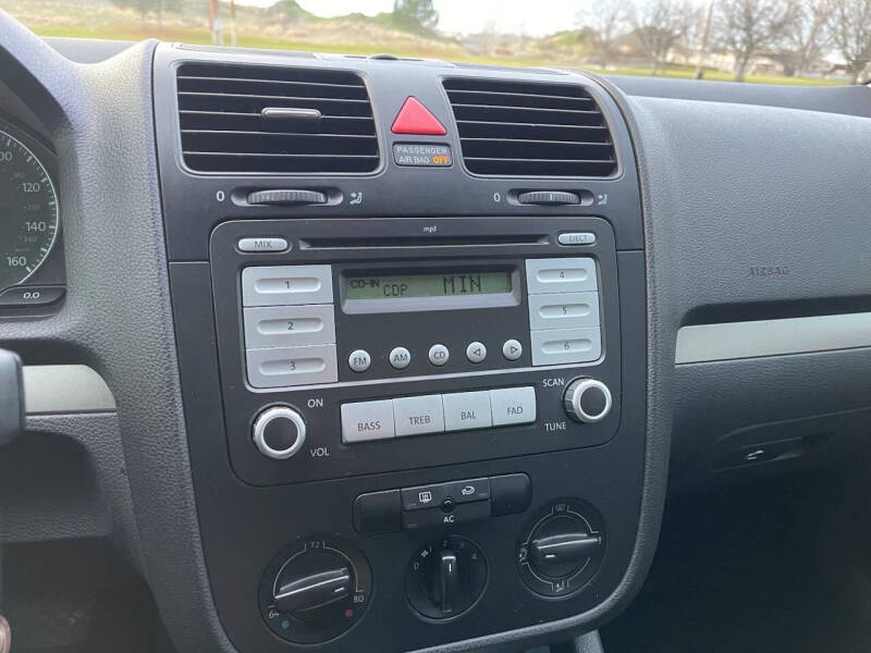 2008 Volkswagen Rabbit S