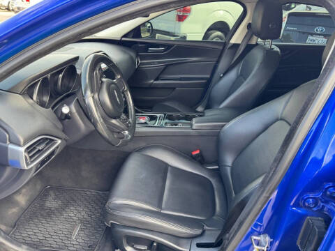 2017 Jaguar XE 35t Premium