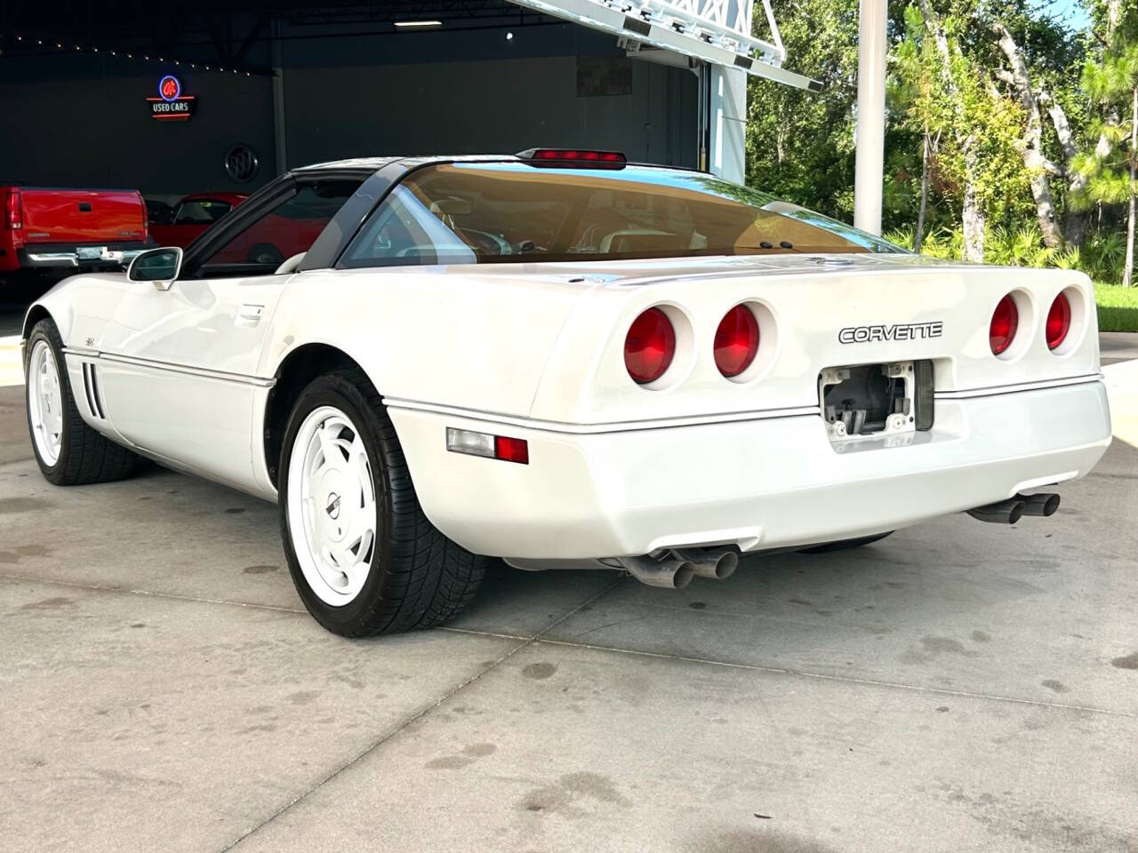 1988 Chevrolet Corvette 9