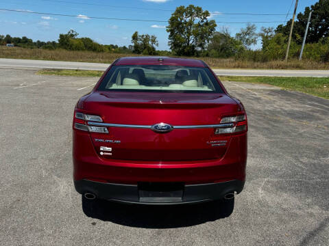 2017 Ford Taurus Limited