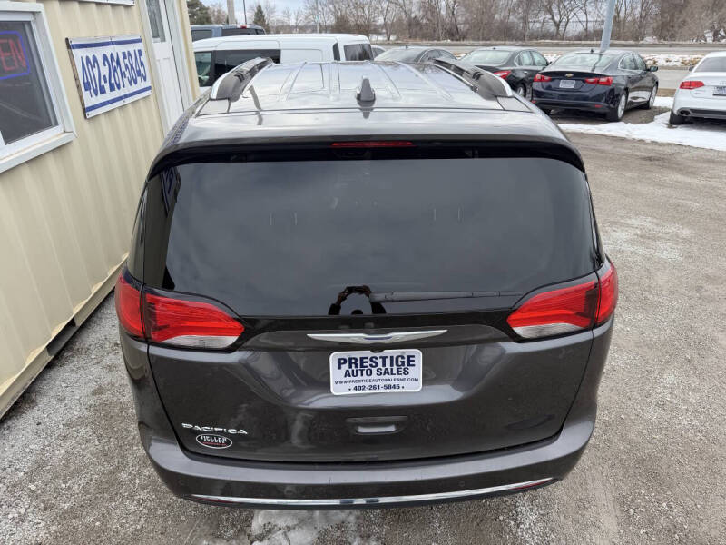 2018 Chrysler Pacifica Touring L