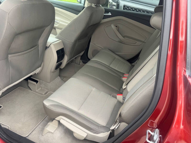 2015 Ford Escape SE