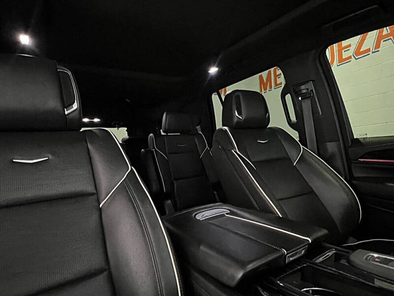 2021 Cadillac Escalade Sport