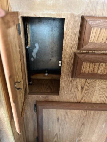 1991 Cascade 10 Ft Truck Camper