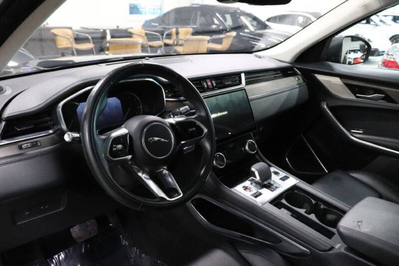 2021 Jaguar F-PACE P250