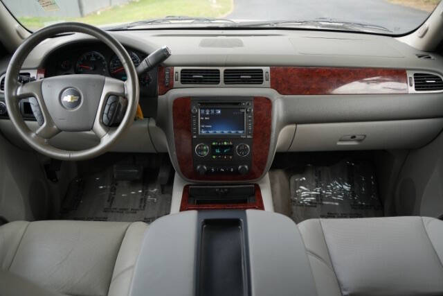 2013 Chevrolet Suburban LTZ