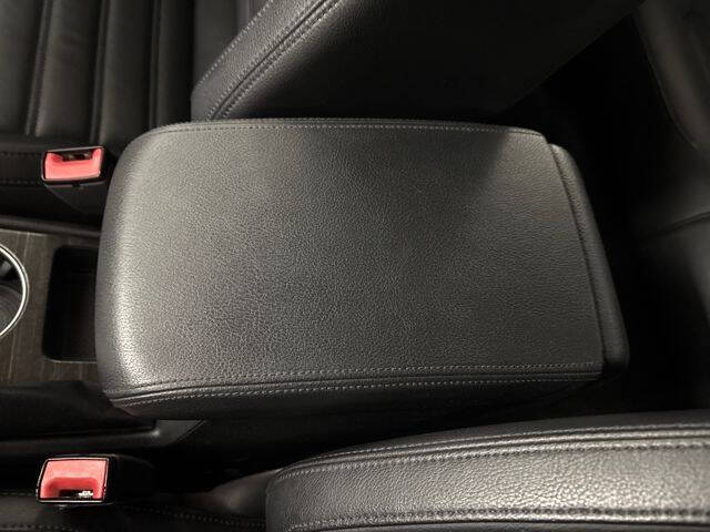 2016 Volkswagen Passat 1.8T SEL Premium