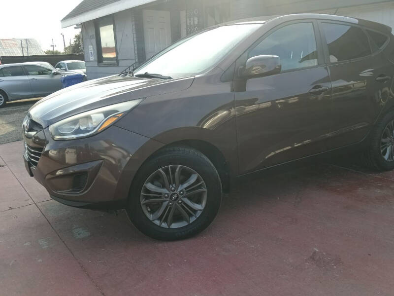 2014 Hyundai Tucson for sale at ROYAL AUTO MART in Tampa FL