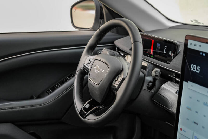 2023 Ford Mustang Mach-E Select