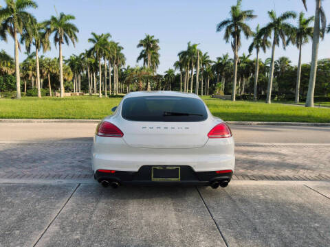 2015 Porsche Panamera S E-Hybrid