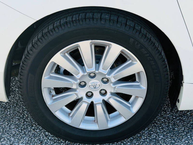 2013 Toyota Sienna Limited 7-Passenger
