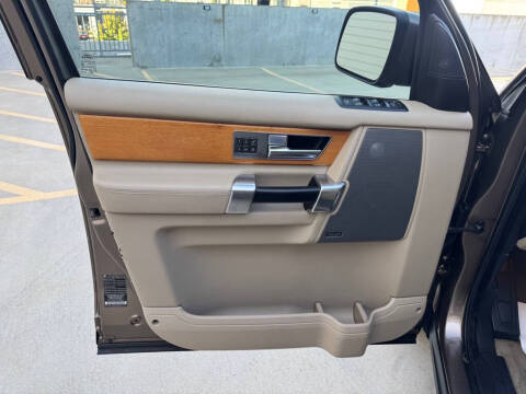 2012 Land Rover LR4 HSE LUX