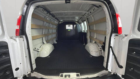 2024 Chevrolet Express 2500