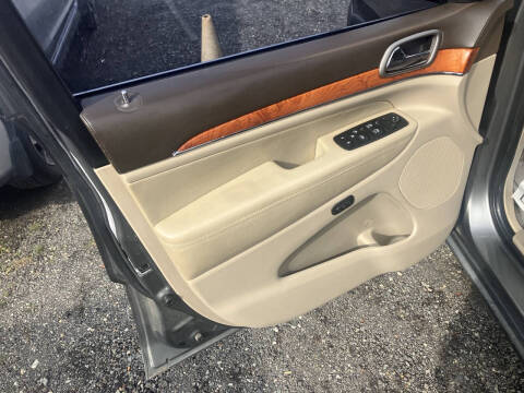 2012 Jeep Grand Cherokee Overland