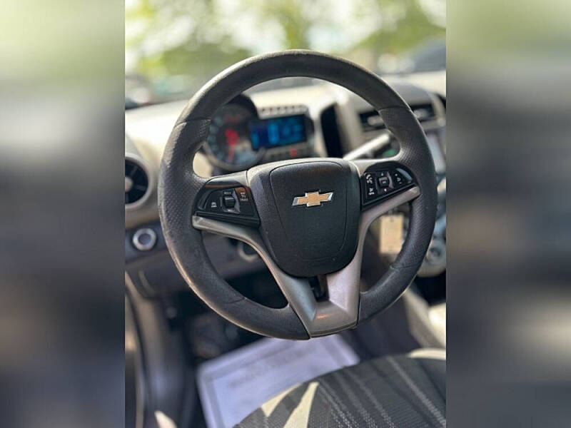 2016 Chevrolet Sonic LT Auto