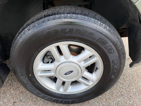 2003 Ford Expedition XLT