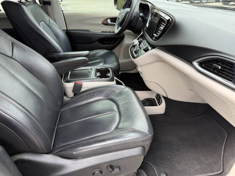 2018 Chrysler Pacifica Touring L Plus