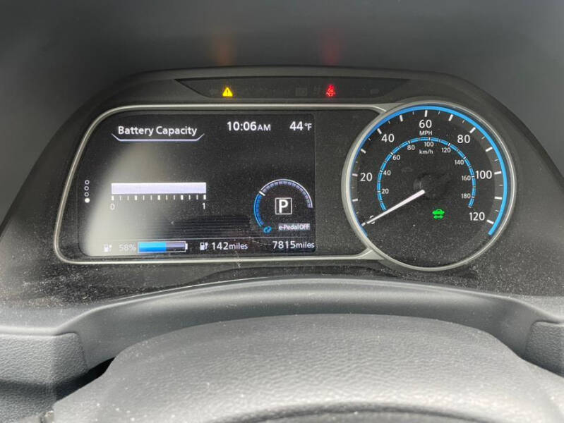 2022 Nissan LEAF S PLUS