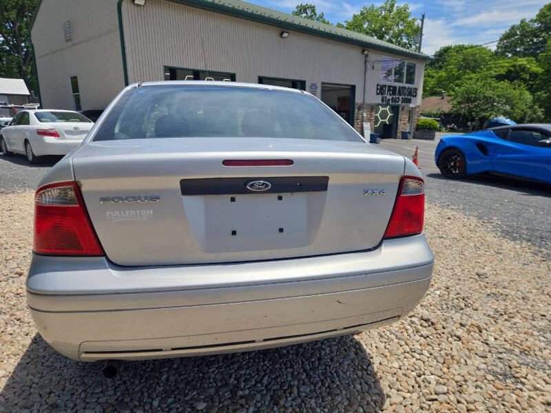 2006 Ford Focus ZX4 S