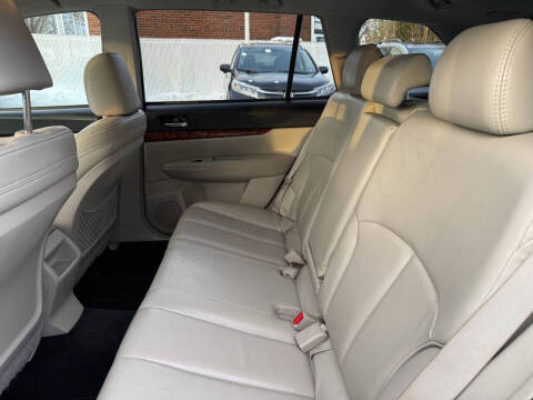 2011 Subaru Outback 2.5i Limited