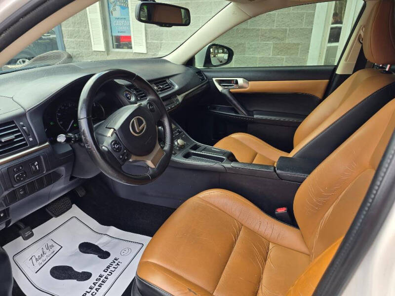 2017 Lexus CT 200h