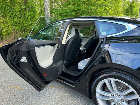 2013 Tesla Model S Performance