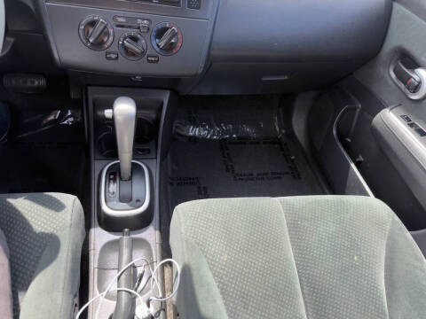 2012 Nissan Versa 1.8 S