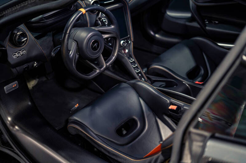 2021 McLaren 765LT