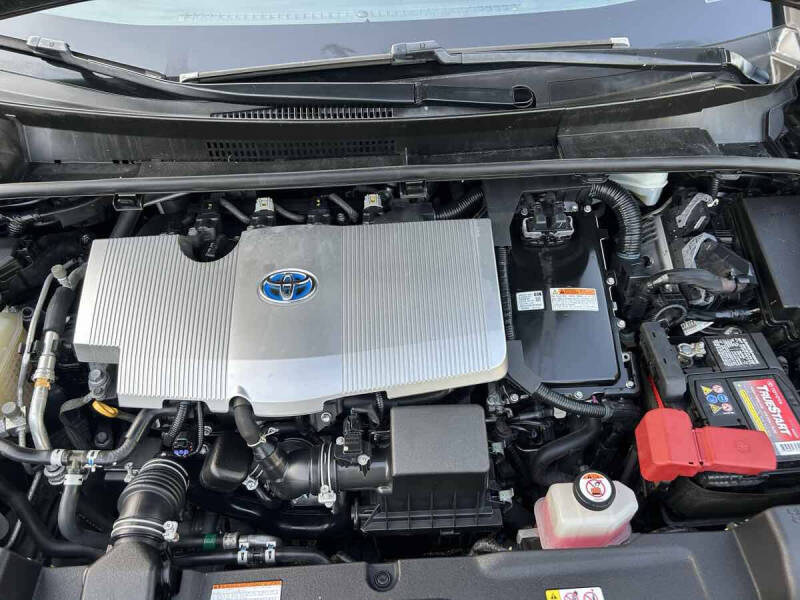 2016 Toyota Prius Three