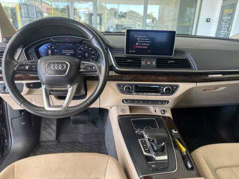 2019 Audi Q5 quattro Premium Plus 45 TFSI