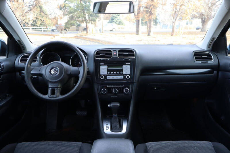 2010 Volkswagen Jetta SportWagen S PZEV