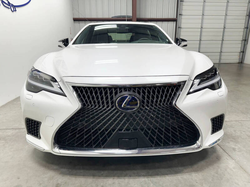 2022 Lexus LS 500h