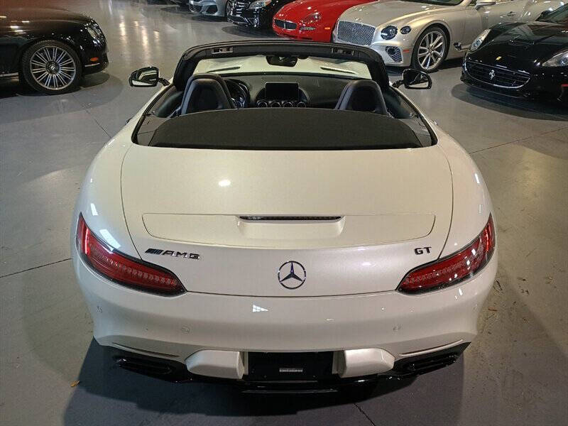 2018 Mercedes-Benz AMG GT 10
