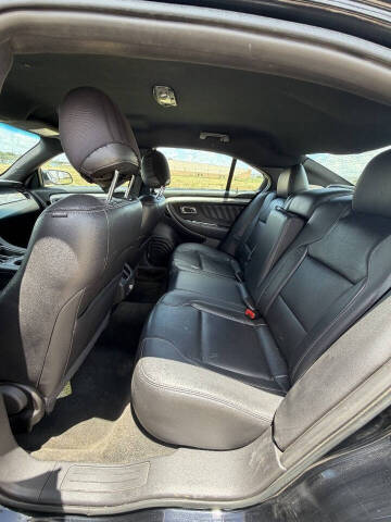 2018 Ford Taurus SEL