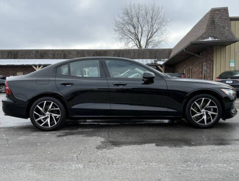 2020 Volvo S60 T5 Momentum