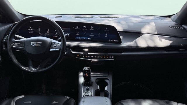 2024 Cadillac XT4 Luxury