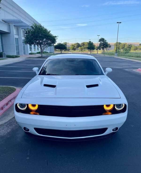 2018 Dodge Challenger SXT Plus
