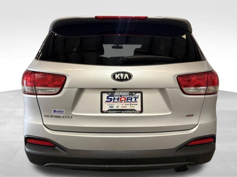2017 Kia Sorento LX
