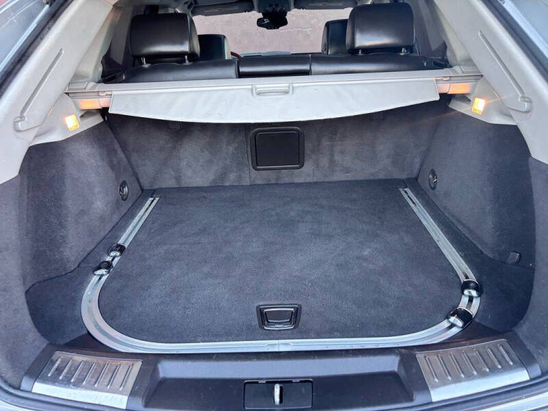 2010 Cadillac SRX Luxury Collection