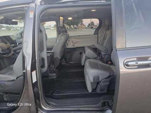 2021 Toyota Sienna Limited 7-Passenger