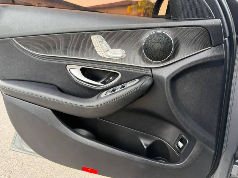 2016 Mercedes-Benz C-Class