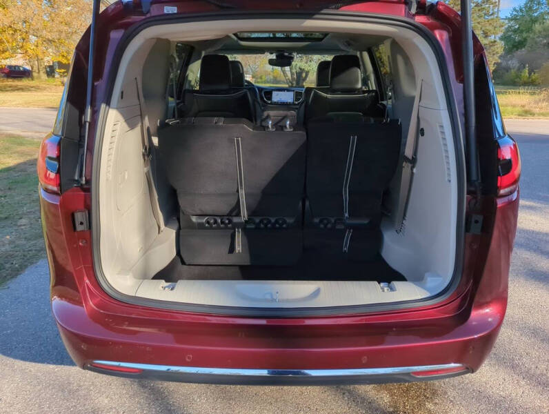 2023 Chrysler Pacifica Plug-In Hybrid Limited