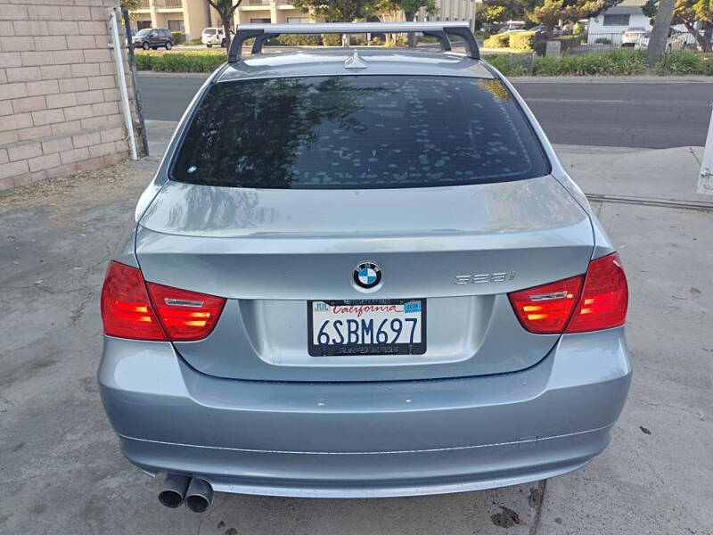 2011 BMW 3 Series 328i