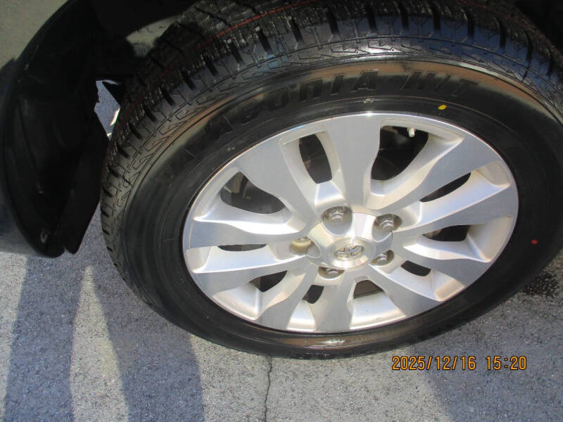 2013 Toyota Sequoia Platinum