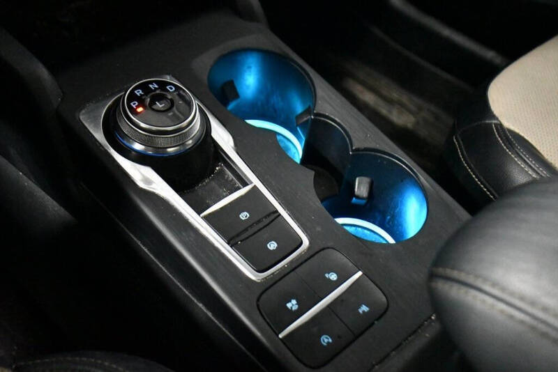 2021 Ford Escape Titanium