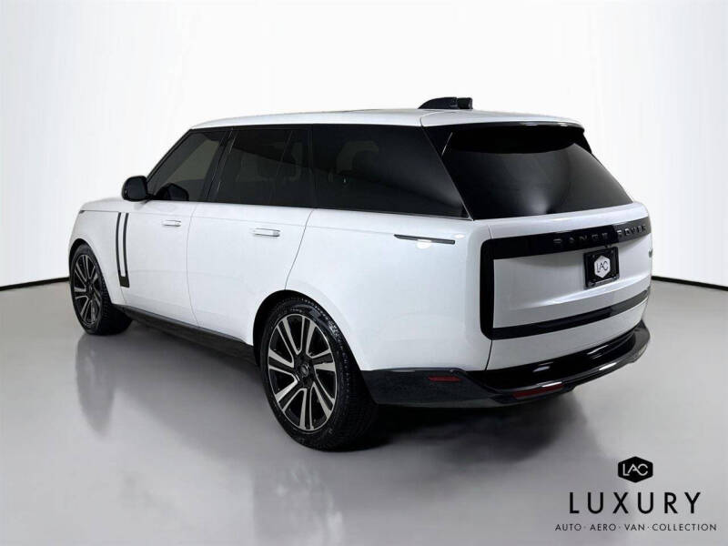 2023 Land Rover Range Rover P530 SE