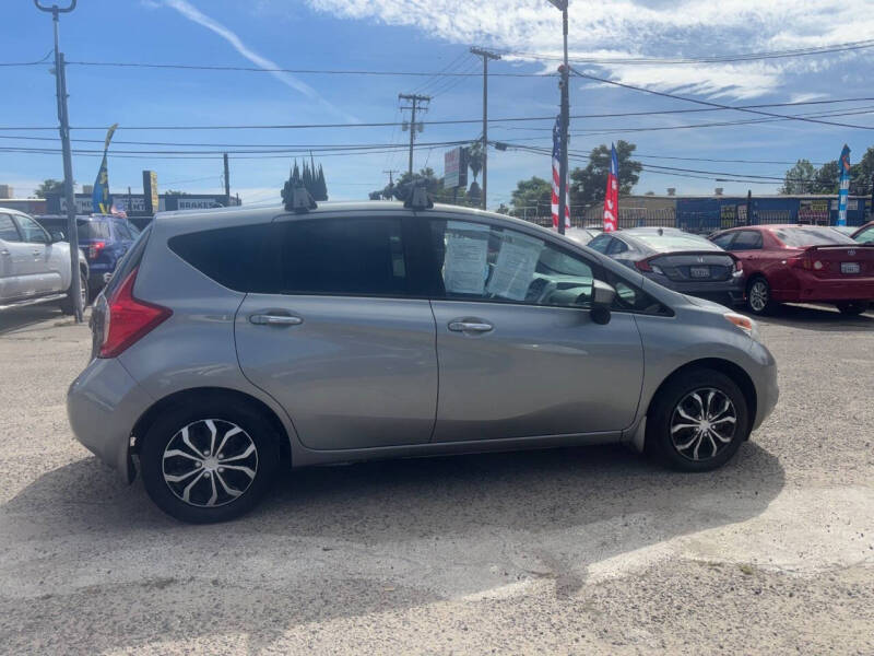 2015 Nissan Versa Note SV