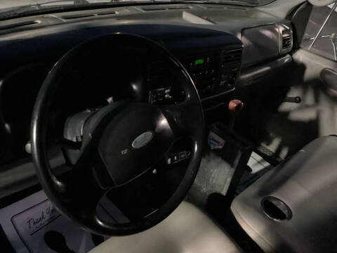 2003 Ford F-750 Super Duty